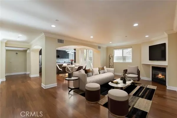 Valley Village, CA 91607,5305 Bellingham AVE 103