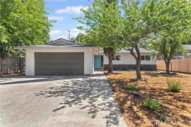 1683 Park View LN, Chico, CA 95926