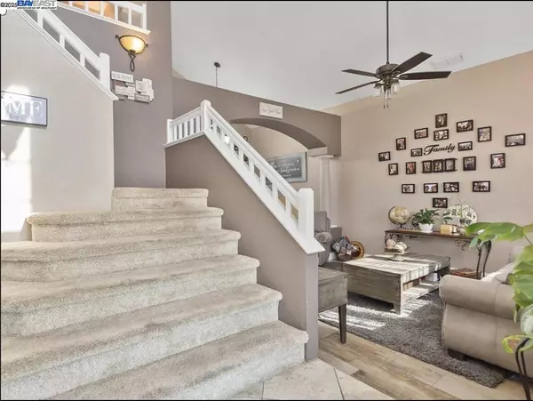 Sacramento, CA 95823,8450 Montpelier WAY