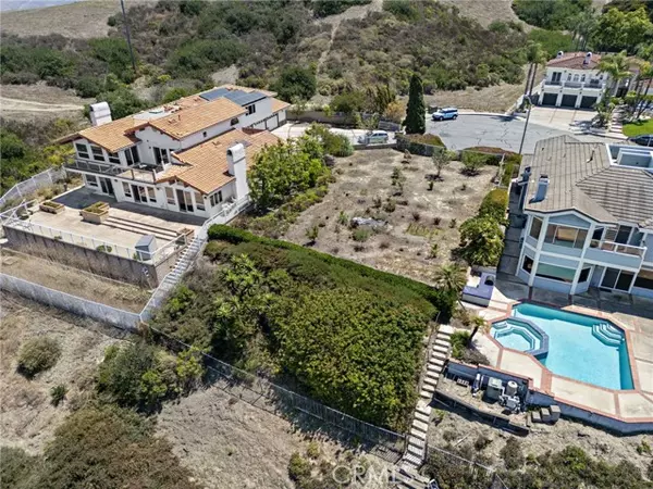 San Clemente, CA 92672,817 Calle Dulcinea