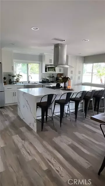 Ontario, CA 91761,2424 S LAKE AVE
