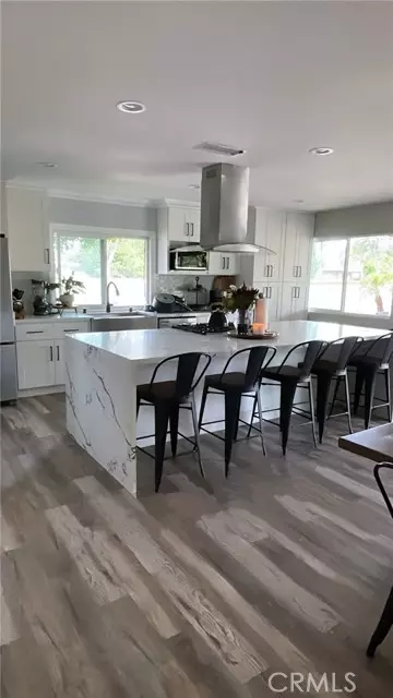 Ontario, CA 91761,2424 S LAKE AVE