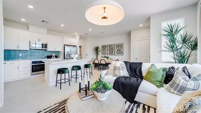 2595 Cloudview Privado, Ontario, CA 91761