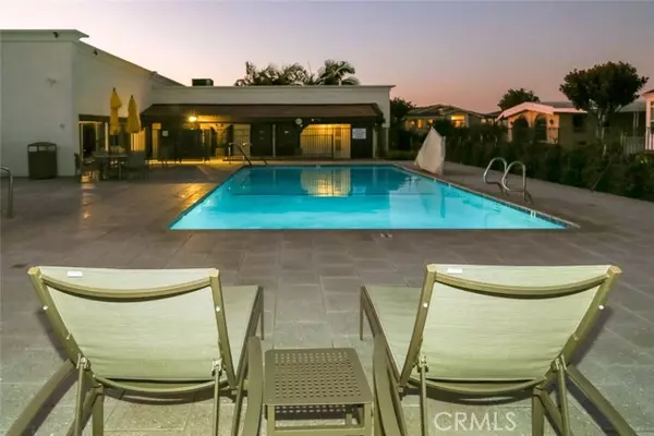 Huntington Beach, CA 92649,16451 Makaha LN