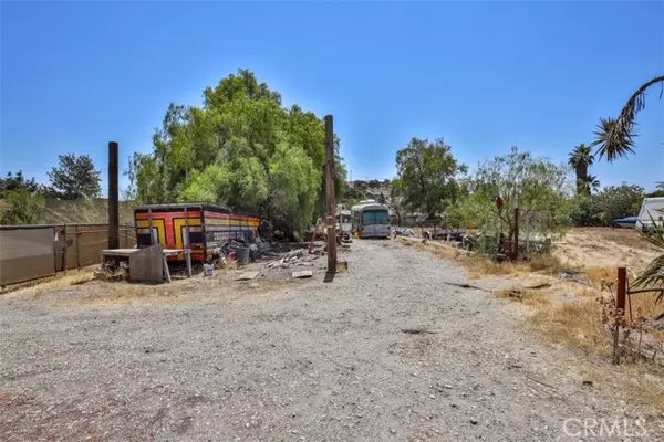 Jurupa Valley, CA 92509,3545 VALLEY WAY