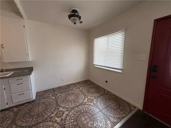 Fontana, CA 92335,15356 Merrill AVE 2A