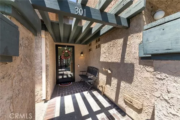 301 Whispering Pine LN, La Puente, CA 91744