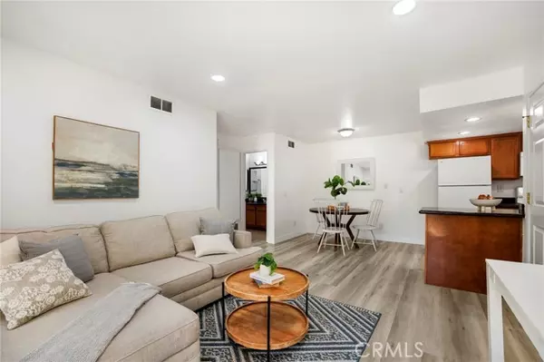 Riverside, CA 92507,1140 W Blaine ST 202