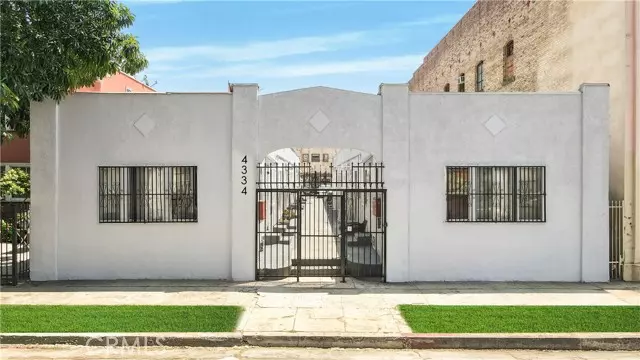 Los Angeles, CA 90037,4334 S Main ST