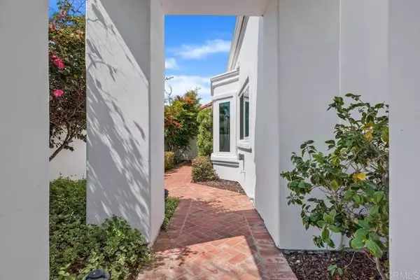 Oceanside, CA 92056,4951 Lerkas WAY