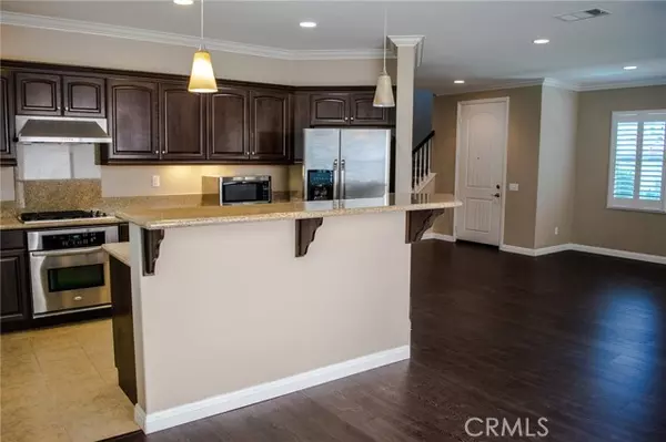 Irvine, CA 92618,23 Keepsake