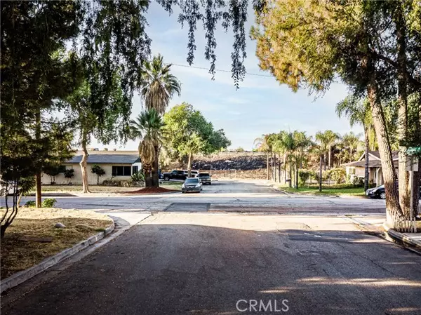 San Bernardino, CA 92404,2983 N Alameda AVE