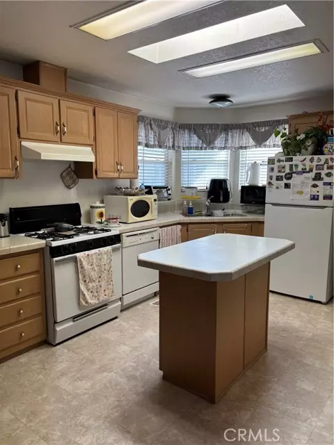 Rancho Cucamonga, CA 91730,8389 Baker AVE 82