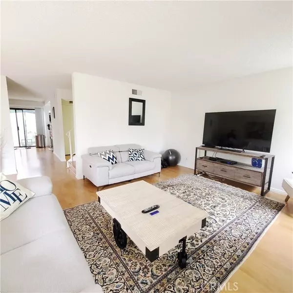 Rancho Palos Verdes, CA 90275,28025 Ridgecove CT