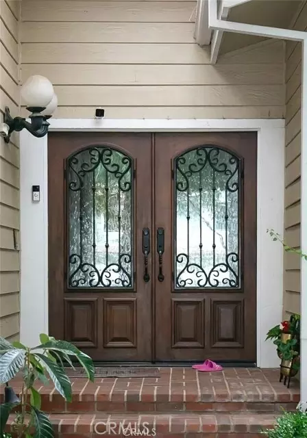 Simi Valley, CA 93065,287 Goldenwood CIR