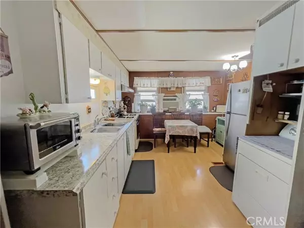 Sunland, CA 91040,10711 Sherman Grove AVE 13