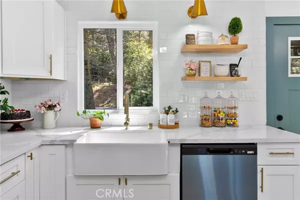 22384 Crest Forest RD, Cedarpines Park, CA 92322