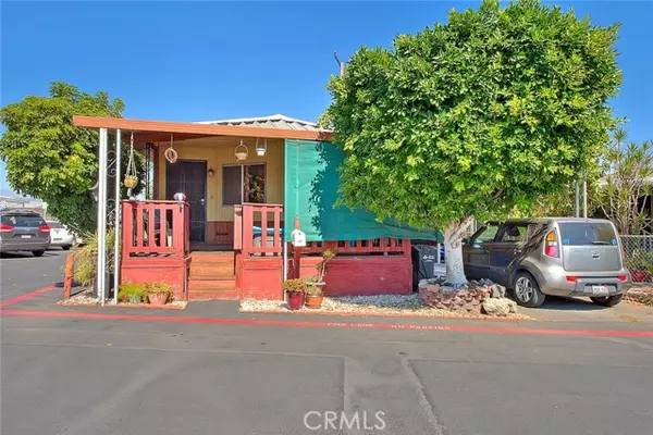1081 W Arrow 11, Azusa, CA 91702