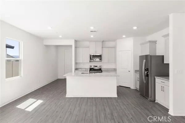 Indio, CA 92201,42483 Aruba CT