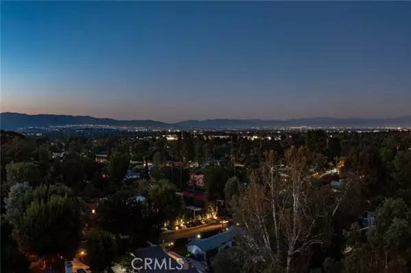 Woodland Hills, CA 91367,23341 Bessemer ST