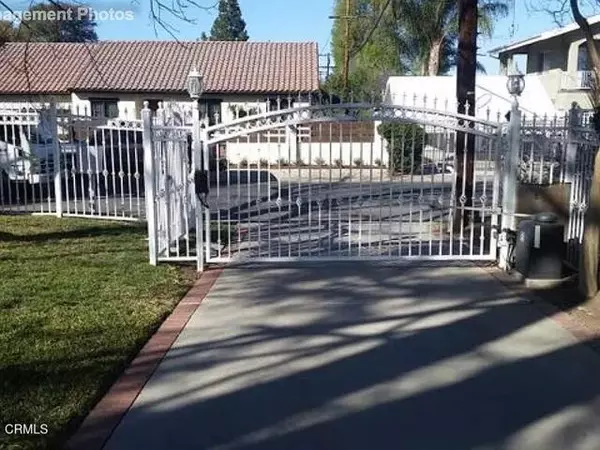 Woodland Hills, CA 91367,22816 Califa ST