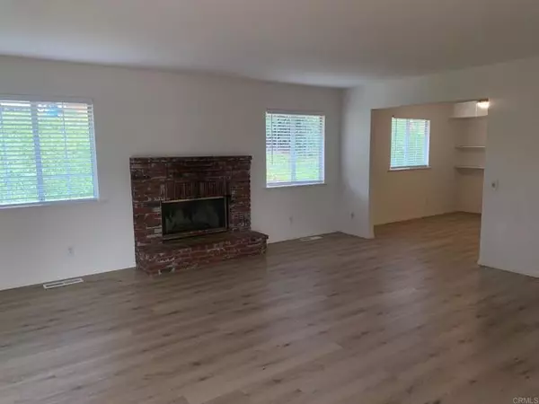 Escondido, CA 92025,2314 Peet LN