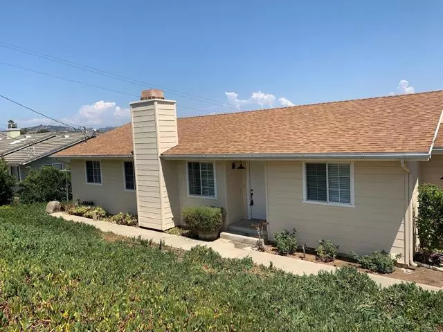 2314 Peet LN, Escondido, CA 92025