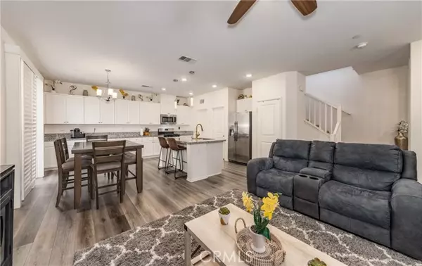 2110 Lavender LN, Colton, CA 92324