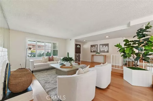 Redondo Beach, CA 90277,511 Faye LN