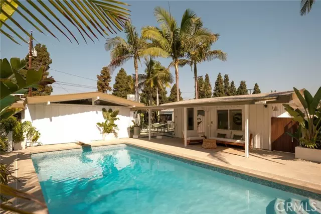 Long Beach, CA 90808,3311 Roxanne AVE