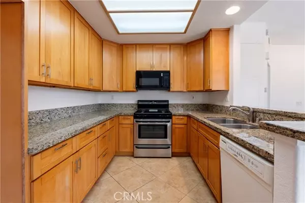 Aliso Viejo, CA 92656,28 Sandpiper LN