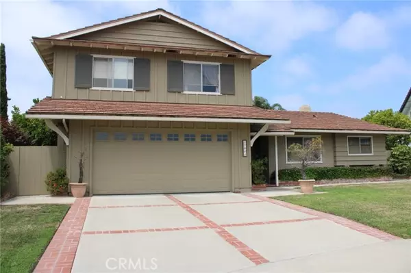 17081 Pleasant CIR, Huntington Beach, CA 92649