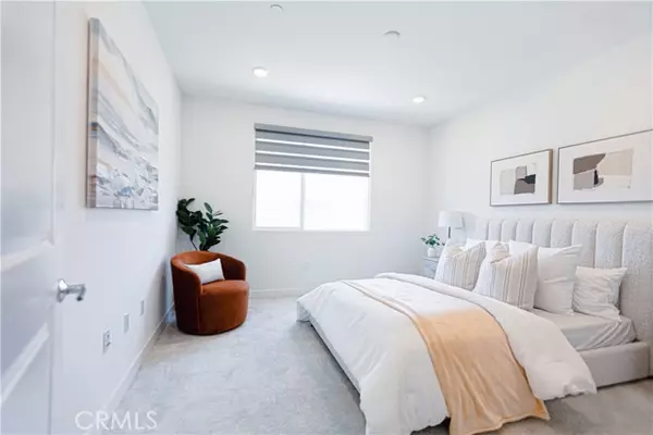 Anaheim, CA 92805,1859 S Union ST 35