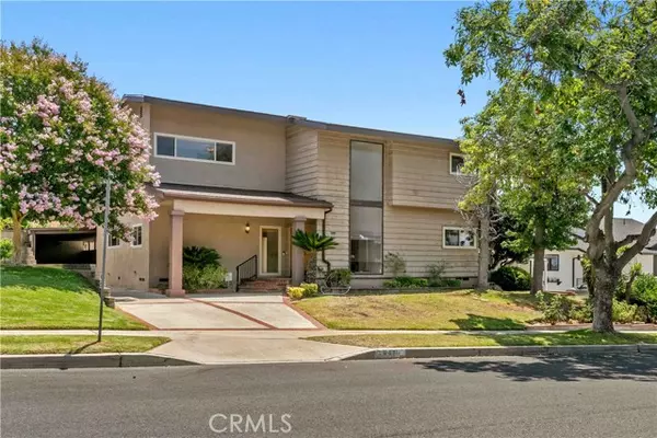 Burbank, CA 91504,648 Uclan DR