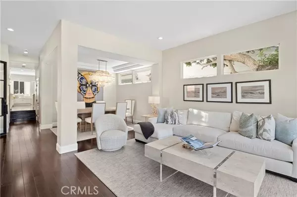 Corona Del Mar, CA 92625,412 Poinsettia AVE