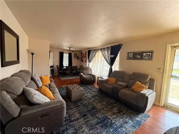 Los Angeles, CA 90047,1519 W 111th St