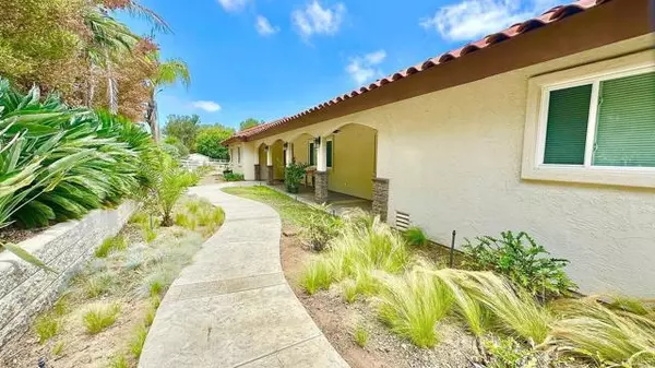 Fallbrook, CA 92028,2798 Alta Vista DR