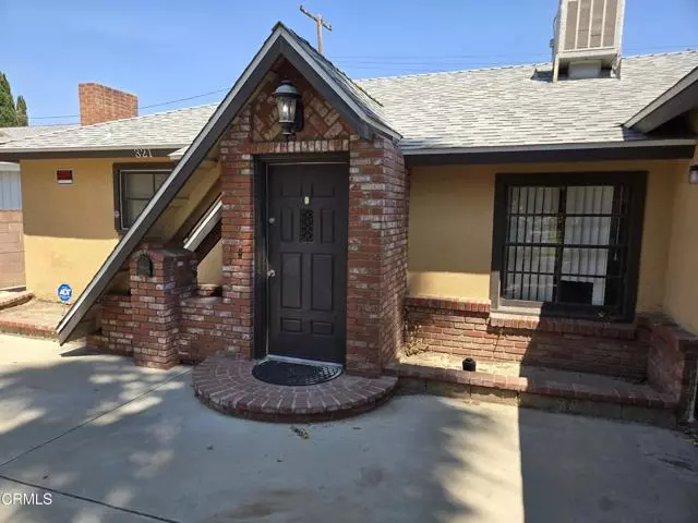 Lancaster, CA 93535,321 E Avenue J8