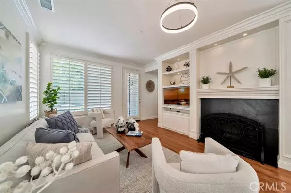 16832 Roosevelt LN, Huntington Beach, CA 92649