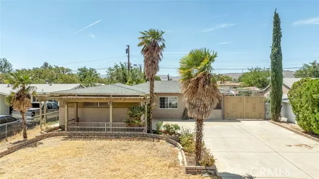 1208 E Avenue R3, Palmdale, CA 93550