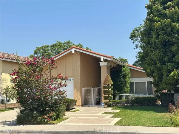 3911 Olive ST, Irvine, CA 92604