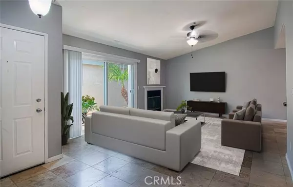 Oceanside, CA 92057,267 Oleander DR