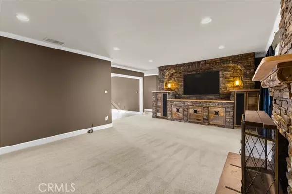 Orange, CA 92867,2929 E Hamilton AVE