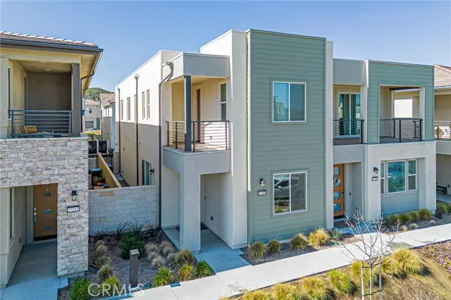 27245 Red Willow CT, Valencia, CA 91381