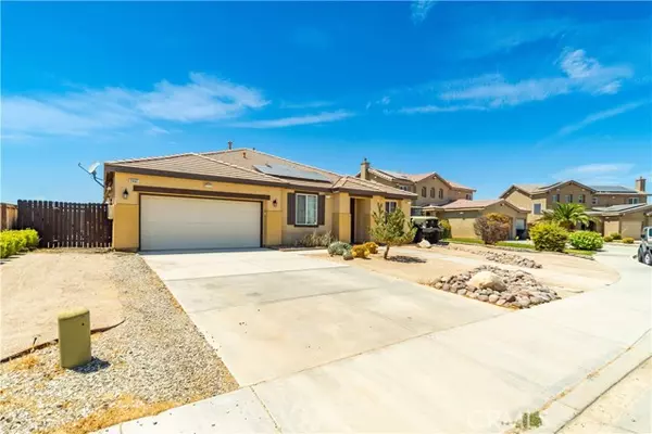 Rosamond, CA 93560,2445 Travertine ST