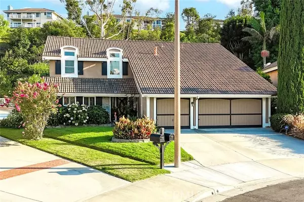 Anaheim Hills, CA 92807,595 S Avenida Faro