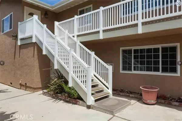 Long Beach, CA 90804,1717 Temple AVE