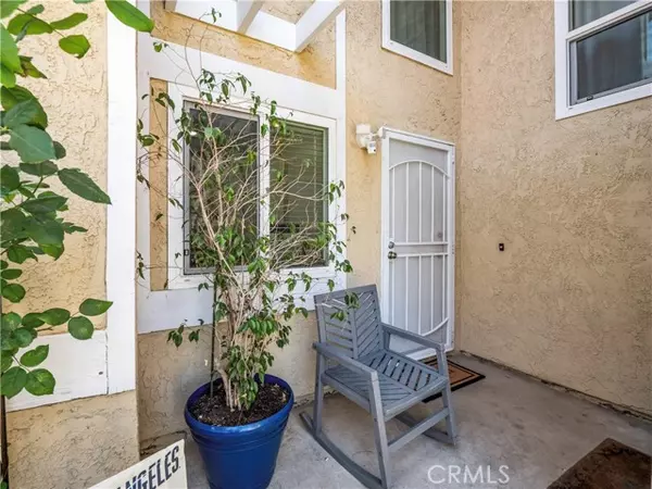 Canyon Country, CA 91387,16610 Shinedale DR