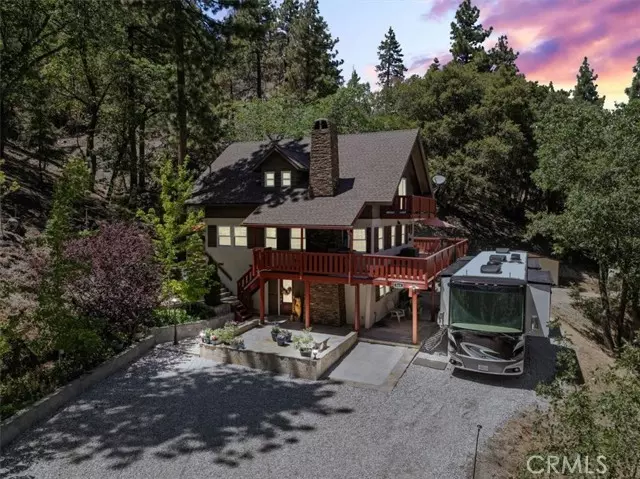 869 Mocking Bird RD, Wrightwood, CA 92397