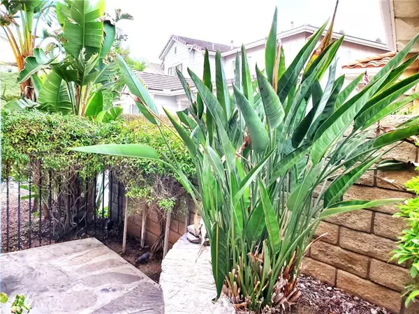 Castaic, CA 91384,30160 Holmby CT